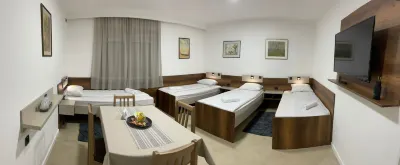 Kollar D Guest House - Prenoćište Hotels near Cathedral of Saint Theresa of Avila, Subotica