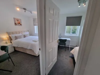 Captivating 3-Bed House in Strood Rochester Kent