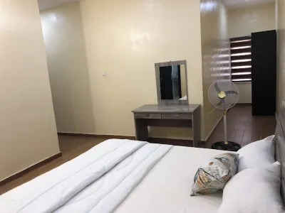 Henry George Hotel Hotels in 