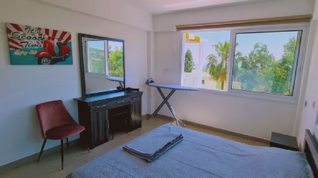 42 Pro -Stay Symphony Apartment