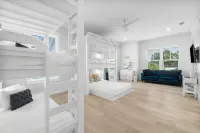 30A Beach House - Dream by the Sea by Panhandle Getaways Hotel di Santa Rosa Beach