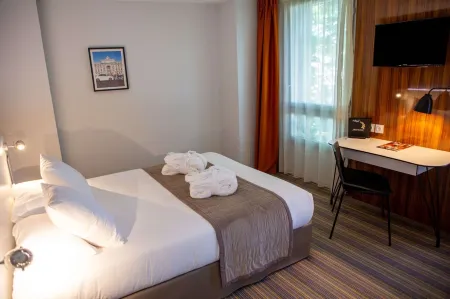 Privilège Appart Hôtel Saint Exupéry Отели рядом с достопримечательностью «Монастырь якобинцев в Тулузе»