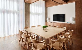 Public, an Ian Schrager Hotel