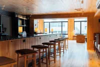 Laurel Lake Placid - Baarit