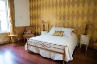 Château de Lussac Hotels in Lussac