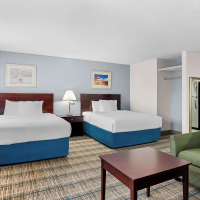 MainStay Suites Addison-Dallas Hotels near Greenhill School Softball Field