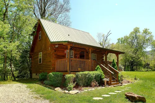 A Bit of Heaven - 2 Bedrooms, 2 Baths, Sleeps 8 Cabin by RedAwning