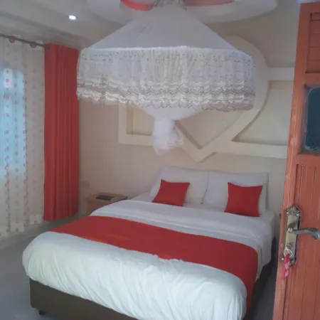 Miami Garden Resort Hotels in Matuu