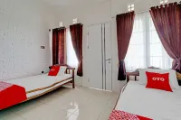 Super OYO Collection O 90617 Rumah Oma Opa Syariah Hotel dekat DHITSA Shop (DC HNI HPAI)