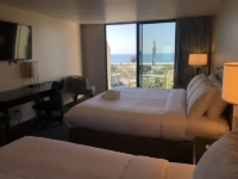 Moonlight Beach Motel