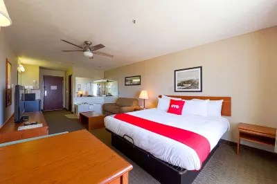 Siletz Bay Beachfront Hotel by OYO Lincoln City Hotels in Depoe Bay