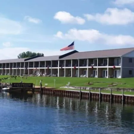 Fleetwood Inn Suites
