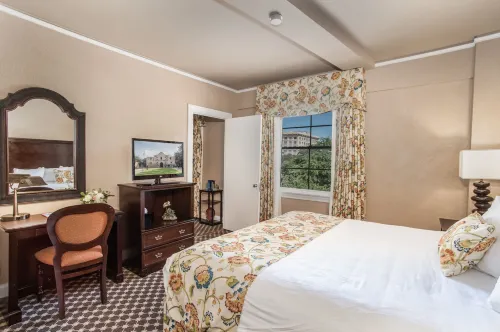 メンジャー ホテル