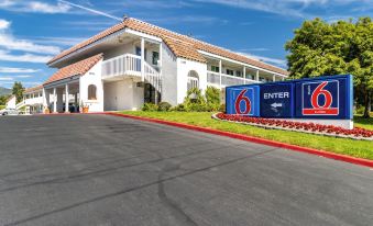 Studio 6 Suites Carpinteria, CA–Santa Barbara-South