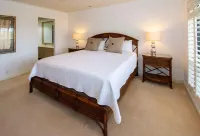 145 Ocean Point Dr Hotels in Beaufort County