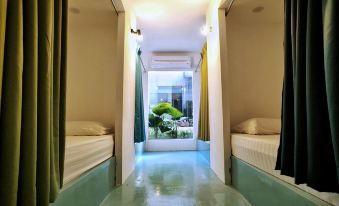 Beds in Garden Hostel Sdn Bhd