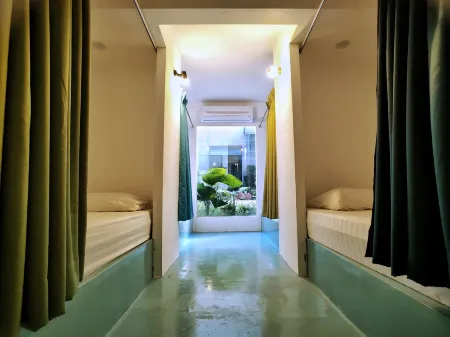 Beds in Garden Hostel Sdn Bhd