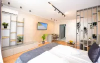 Park Studio Cismigiu Gardens - Quiet Room - Smart Tv