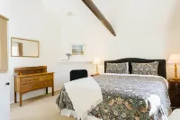 Anlaby Station Hotels in Hamilton