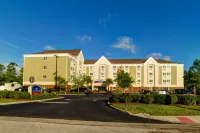 Candlewood Suites FT Myers I-75
