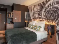 Novotel Paris Val de Fontenay Отели рядом с достопримечательностью «Eglise Sainte Genevieve»