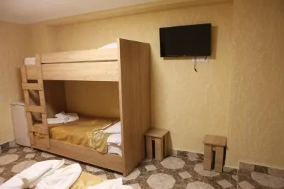 Hotel White Bridge Отели в г. 