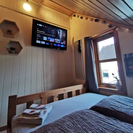 Mikael's Bed & Spa Apartment