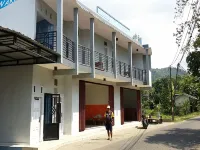 Hotel O Sawang Sana Motel Syariah Near Sman 1 Sangkapura 錦石縣酒店