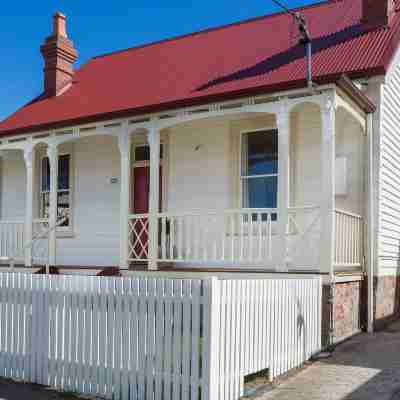 Brampton Cottage Hotel Exterior