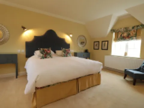 Leeds Castle Stable Courtyard Bed and Breakfast Hotels in Maidstone