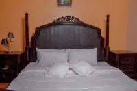 Faith Homes Hotel Hotel di Burahya