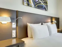Novotel Suites Paris Stade de France Hotels near Groupe AFNOR