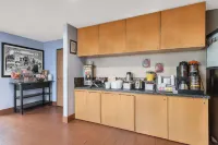 Super 8 by Wyndham Havre de Grace Aberdeen Area Hotels near Seneca Cannery Antiques