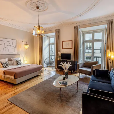 Le Consulat Hotels near سوق ريبيرا