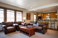 ซิลเวอร์ บารอน ลอดจ์ แอทเดียร์ วัลเลย์