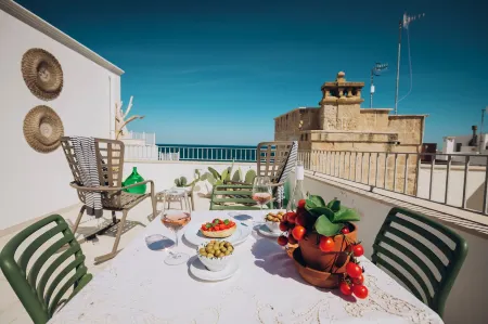 Dei Serafini Отели рядом с достопримечательностью «Centro Storico di Polignano a Mare»