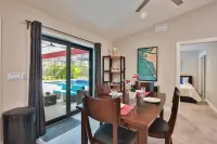 6 Bed 4 Bath Home Heated Pool Spa & Golf Simulator