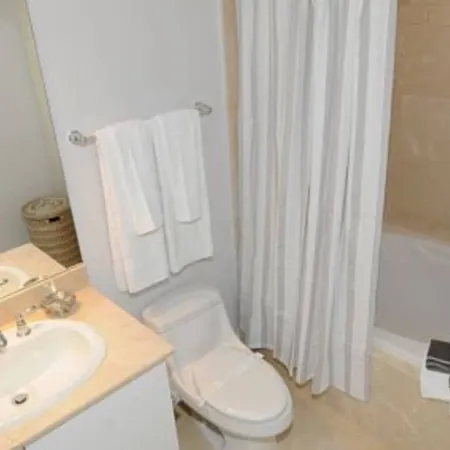 LUXURY Suite by the Beach!