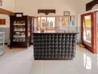 Penginapan Garuda Batu - parking