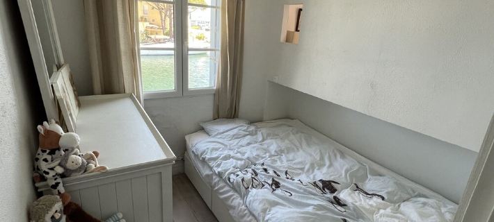 PORT GRIMAUD: Dream apartment in a quiet and precious neighborhood Hotels in Grimaud