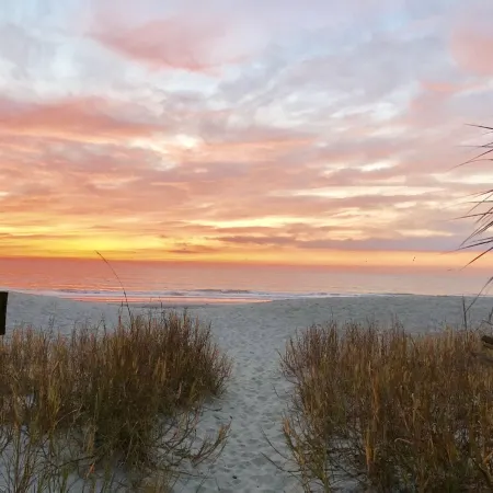 Ocean Lakes Site 1219. Complimentary Golf Cart. Sleeps 6