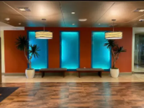 NRG suite with free parking