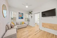 Spacious Apartment with Skyline Views and Backyard Terrace - Charming Oasis