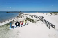 Close to Beach and Central Park Amenities - Charming Victorian Duplex