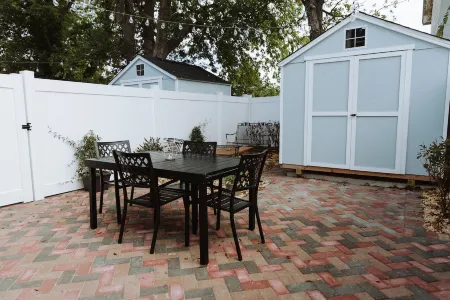 Cozy Outdoor Spaces and Modern Kitchen - Charming Victorian Haven