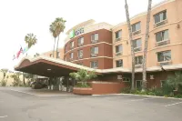 Holiday Inn Express SAN DIEGO SOUTH - CHULA VISTA by IHG - Bãi đậu xe