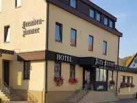 Hotel Alte Krone Hotels near Geologischer Lehrpfad Kirnbachtal