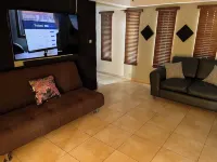 ジェネシス アパートメンツ