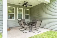 The Clubhouse Retreat on Glasgow