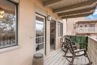 Private Patios and Stunning Views - Beautiful Elegant Retreat Hotels in Tesuque